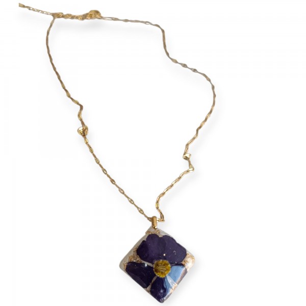 Χειροποίητο Μενταγιόν με Άνθος Πρίμουλας & Φύλλα Χρυσού