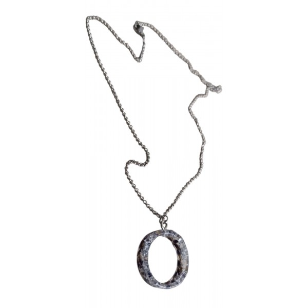 Μενταγιόν χειροποίητο με ανθάκια λεβάντας και φύλλα ασημιού