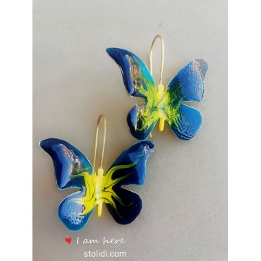 Πεταλούδες σε μπλε και κίτρινο