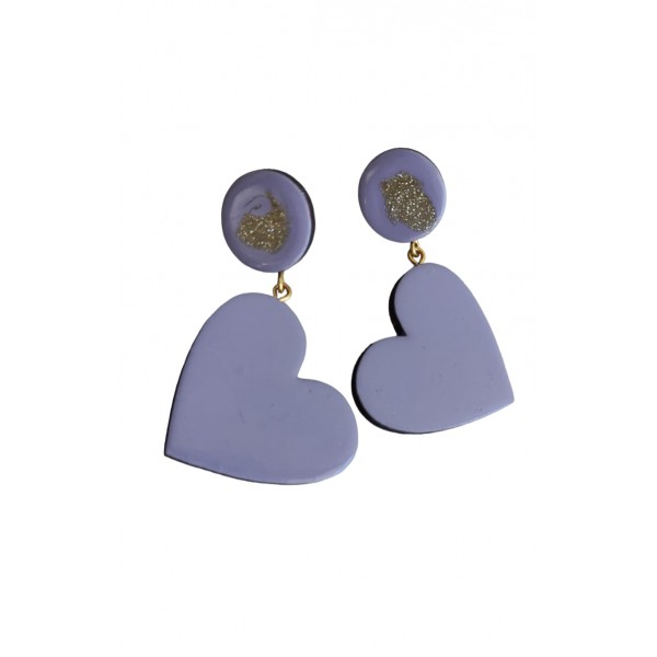 Ξύλινα σκουλαρίκια καρδιά σε μωβ χρώμα  Ύψος 6 εκατοστά 