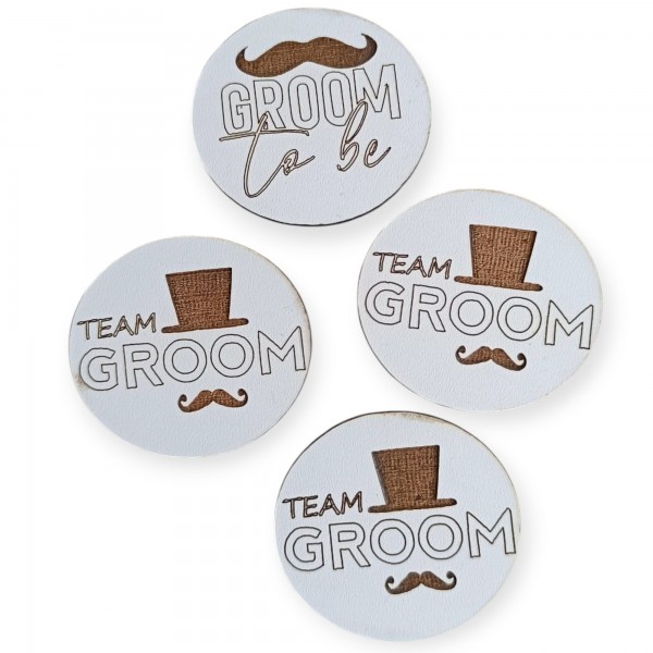 Κονκάρδες για τον γαμπρό και τους φίλους του