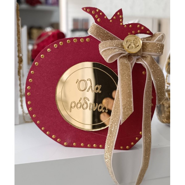 Χειροποίητο επιτραπέζιο γούρι - ρόδι κόκκινο με χρυσό plexiglass