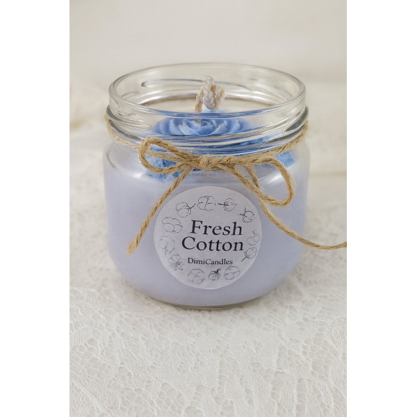 Κερί σόγιας σε ποτήρι με άρωμα φρεσκάδας.