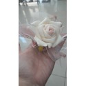 Βραχιολάκι η αλλιώς corsage.