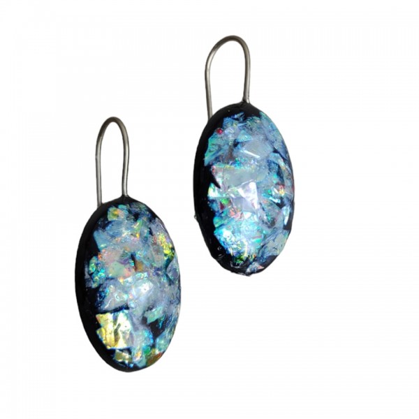 Σκουλαρίκια χειροποίητα οβάλ από υγρό γυαλί ,μαύρο χρώμα