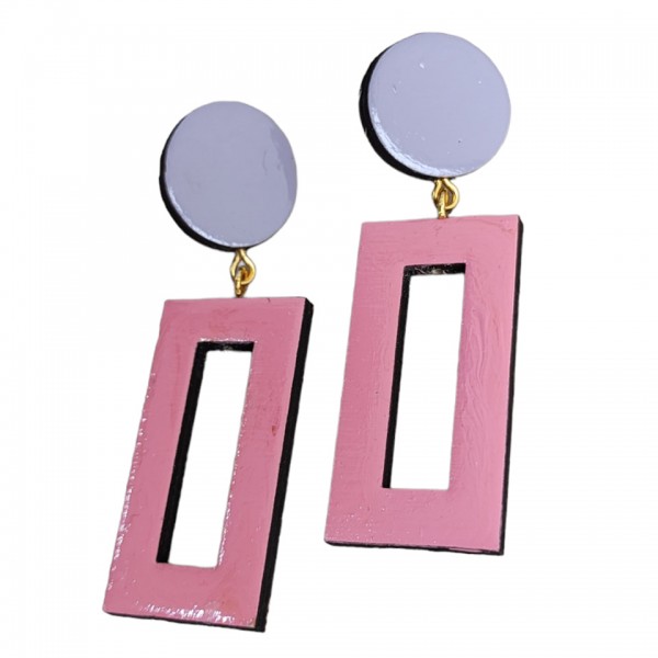 Ξύλινα χειροποίητα σκουλαρίκια σε ροζ με μωβ χρώμα