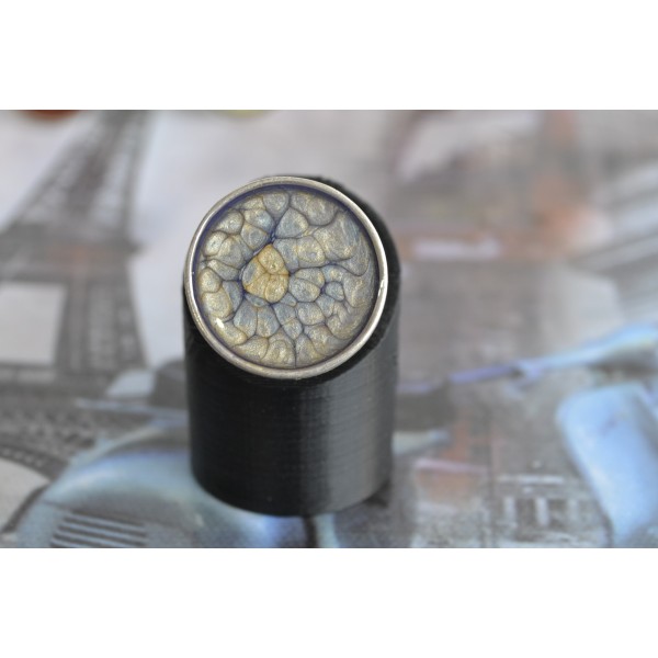 Δαχτυλίδι με στρόγγυλη βάση