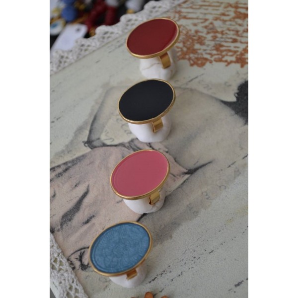 Οβάλ δαχτυλίδια 