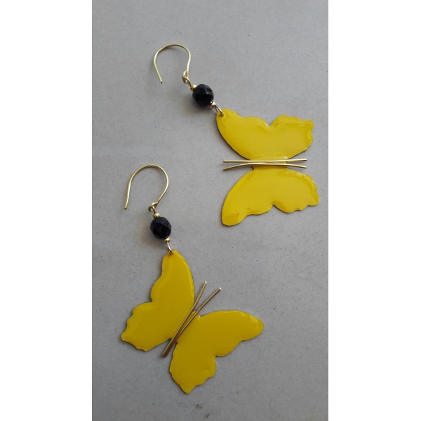 Κίτρινες πεταλούδες 