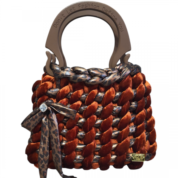 Marshmallow χειροποίητη τσάντα από καφέ βελούδο και λεοπάρ δερματίνη 